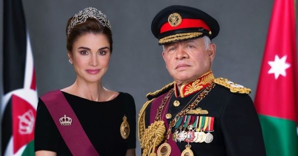 للإحتفال باليوبيل الفضي..الملكة رانيا تختار تاج "العظمة لله"